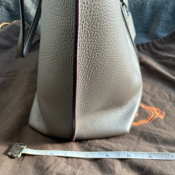 Tod’s Gray Genuine Leather Tote Bag - Picture 14 of 14